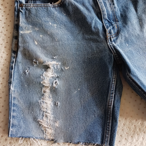 Vintage 90's Bermuda beautiful cut off Distressed Jean shorts - Picture 6 of 11